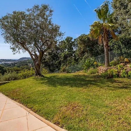 Mas Des Oliviers بيت للعطل *